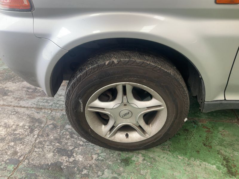 Honda HR-V 1.6 4WD CVT 1999 – снимка 3
