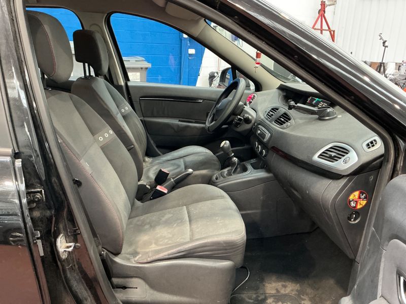 Renault Scenic 1.5 dCi Limited 2013 – снимка 3