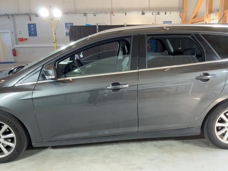 Ford Focus 1.0 EcoBoost Titanium 2017 – снимка 4