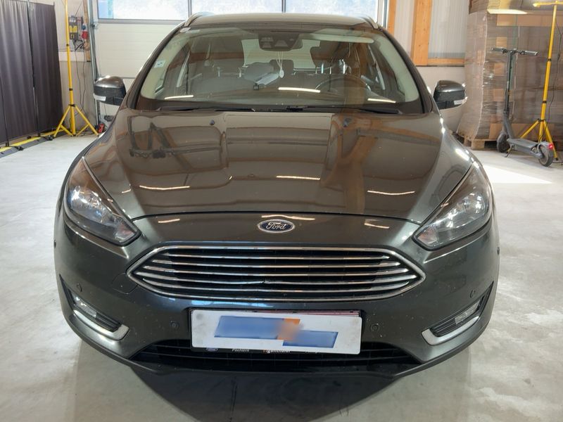 Ford Focus 1.0 EcoBoost Titanium 2017 – снимка 14