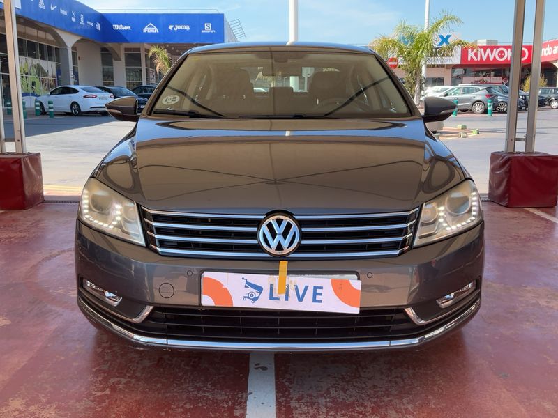 Volkswagen Passat 2.0 TDI Advance BlueMotion Tech 2011 – снимка 9