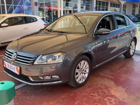 Volkswagen Passat 2.0 TDI Advance BlueMotion Tech 2011