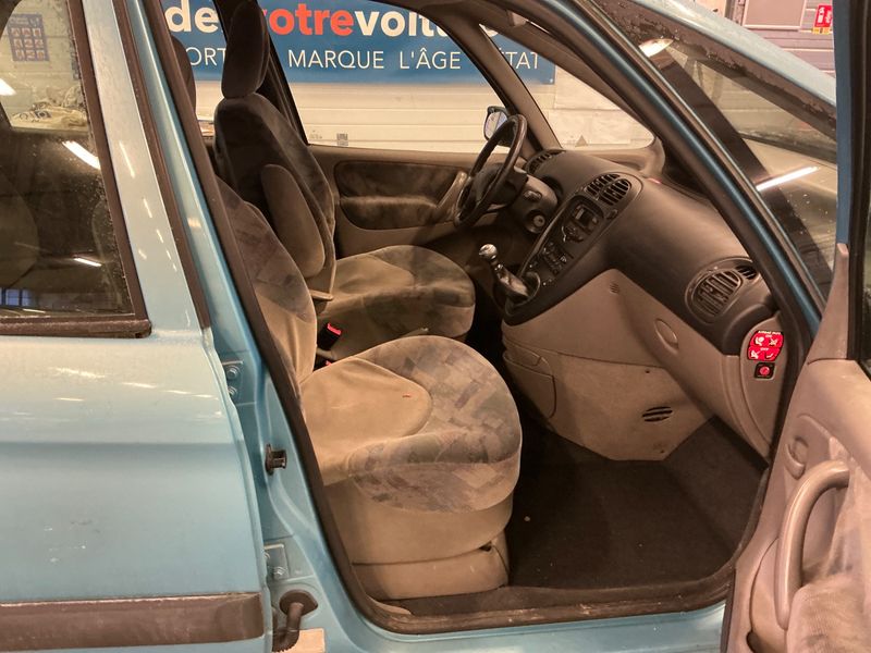 Citroen Xsara Picasso 1.6 2000 – снимка 3