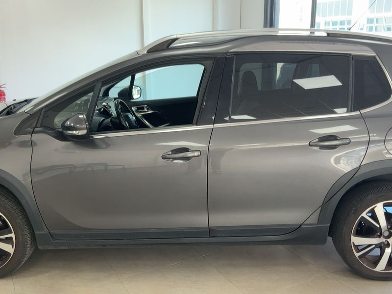 Peugeot 2008 1.2 PureTech Allure 2017 – снимка 4