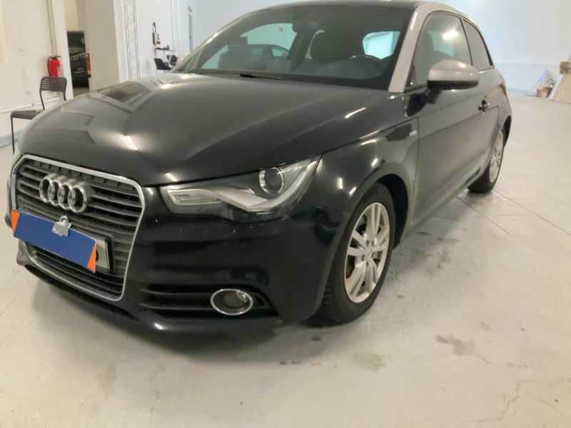 Audi A1 1.6 TDI S line Sportpaket 2011 – снимка 1