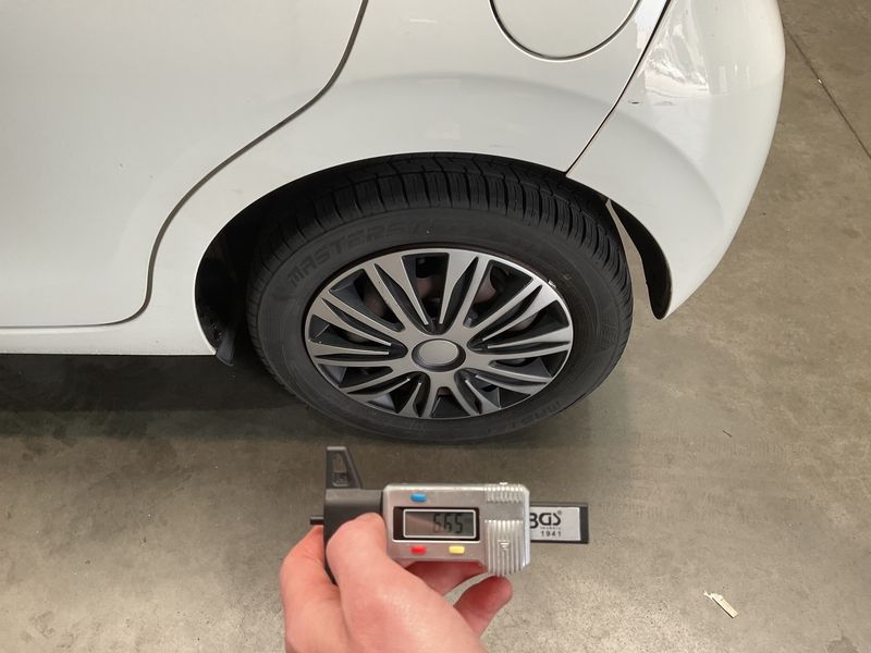 Citroen C1 1.0 e-VTi Feel 2014 – снимка 5