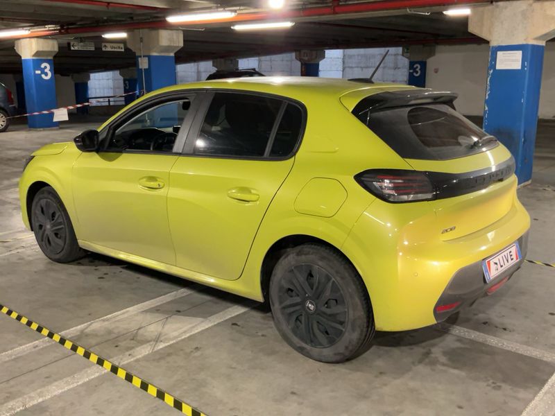 Peugeot 208 1.2 PureTech Active 2024 – снимка 6