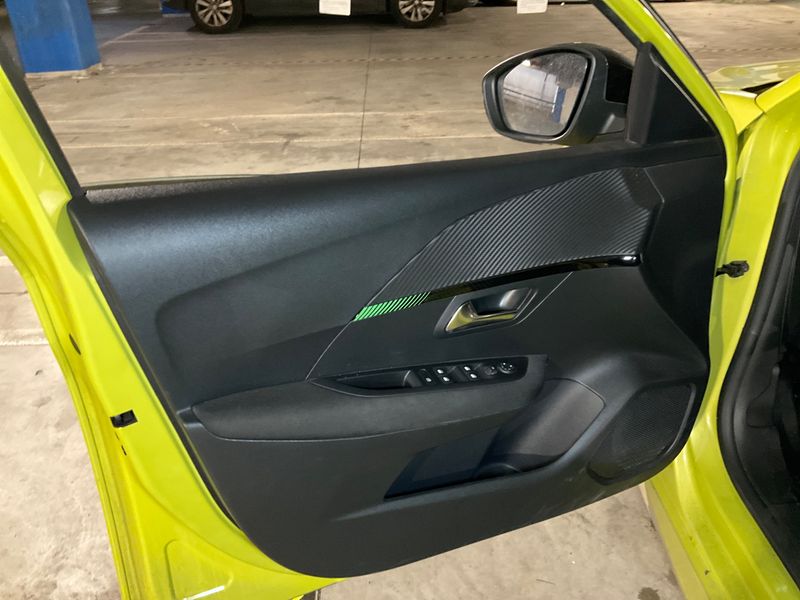 Peugeot 208 1.2 PureTech Active 2024 – снимка 25