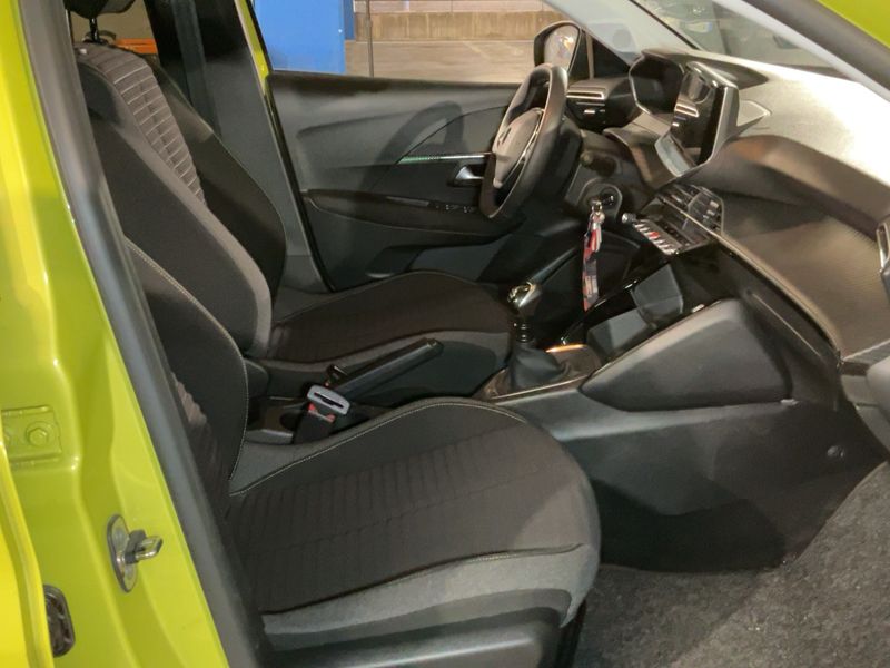 Peugeot 208 1.2 PureTech Active 2024 – снимка 16