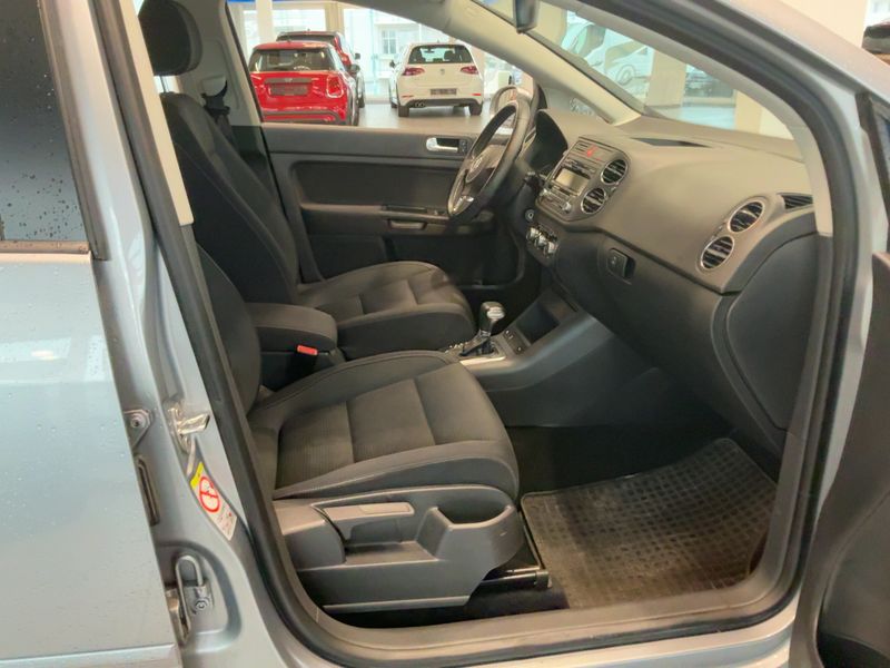 Volkswagen Golf VI Plus 1.2 TSI Team 2010 – снимка 17