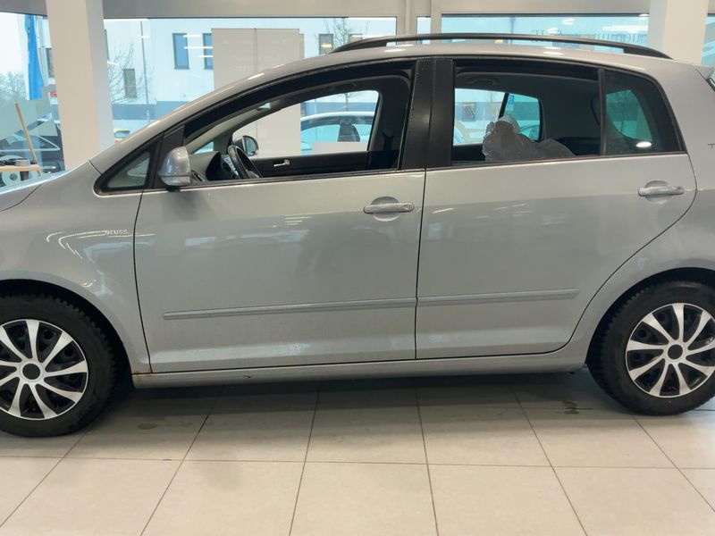 Volkswagen Golf VI Plus 1.2 TSI Team 2010 – снимка 4