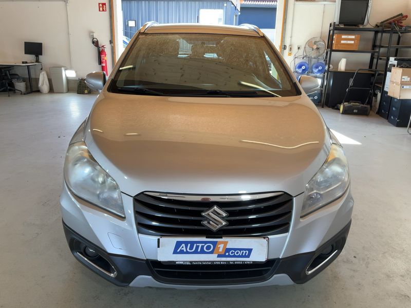 Suzuki SX4 1.6 DDiS AllGrip Shine 4x4 2016 – снимка 14