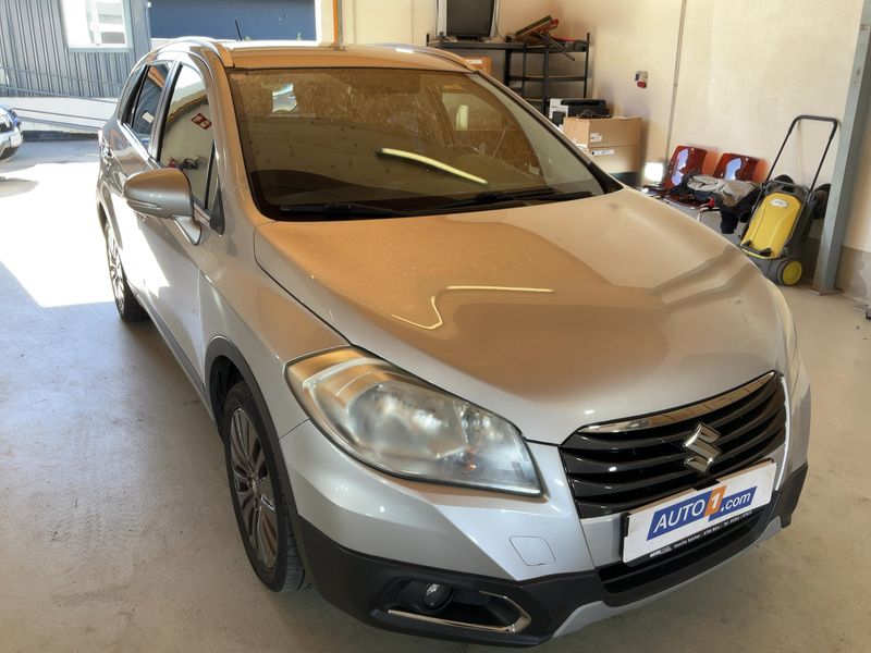 Suzuki SX4 1.6 DDiS AllGrip Shine 4x4 2016 – снимка 12