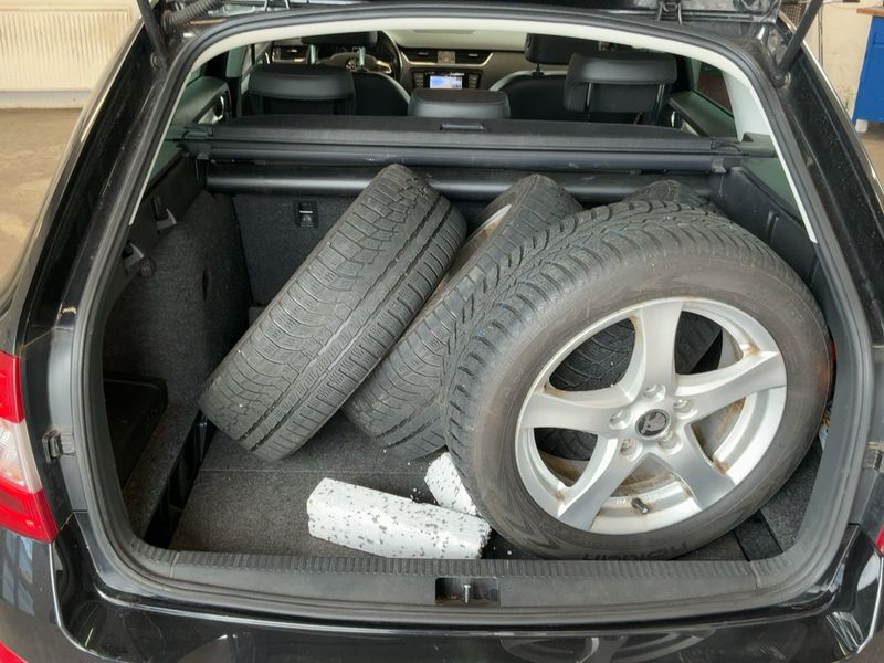 Skoda Octavia 2.0 TDI Elegance 2014 – снимка 16