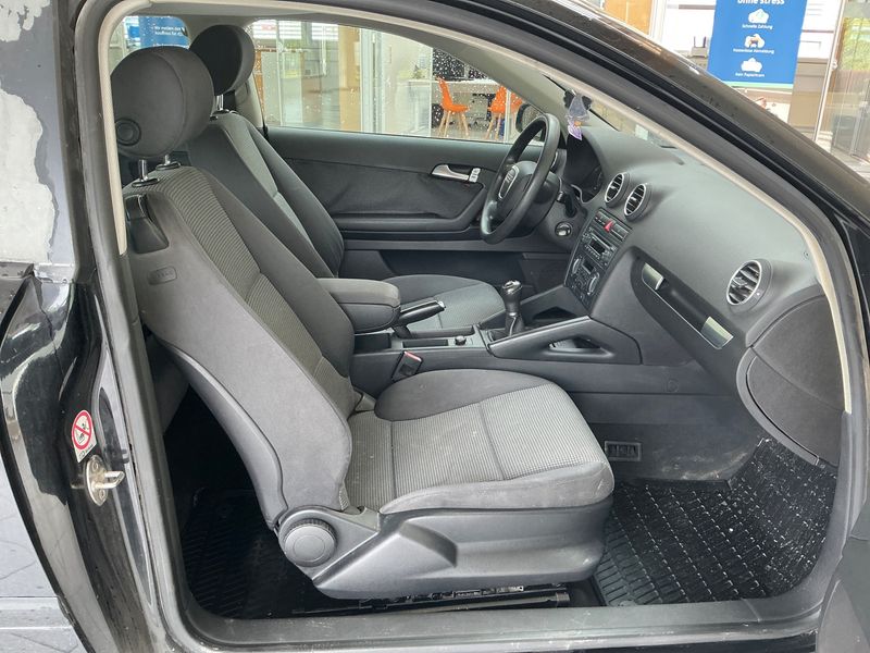 Audi A3 1.6 Attraction 2005 – снимка 3
