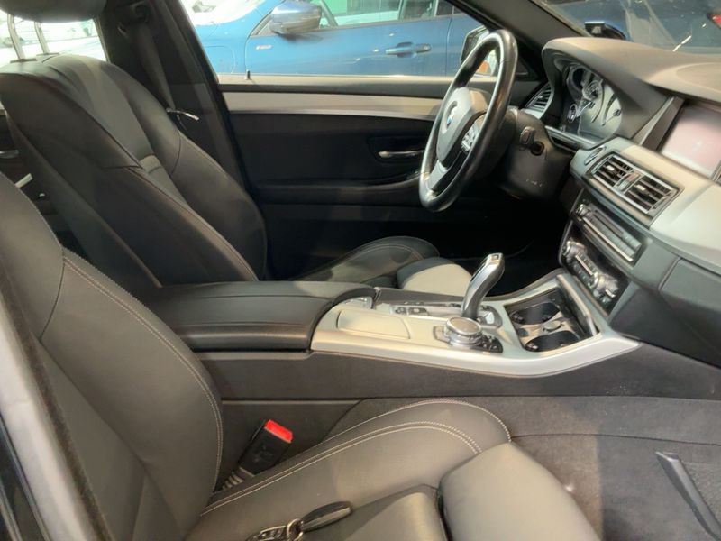 BMW 5er 530d 2015 – снимка 11