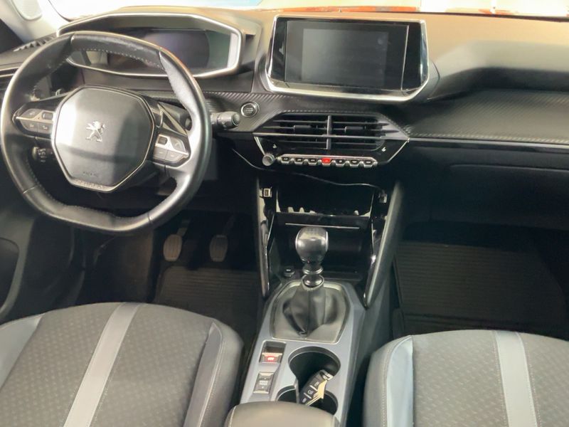 Peugeot 2008 1.2 PureTech Allure 2020 – снимка 17