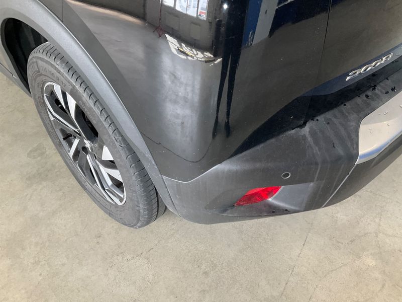Peugeot 2008 1.2 PureTech Allure 2020 – снимка 30