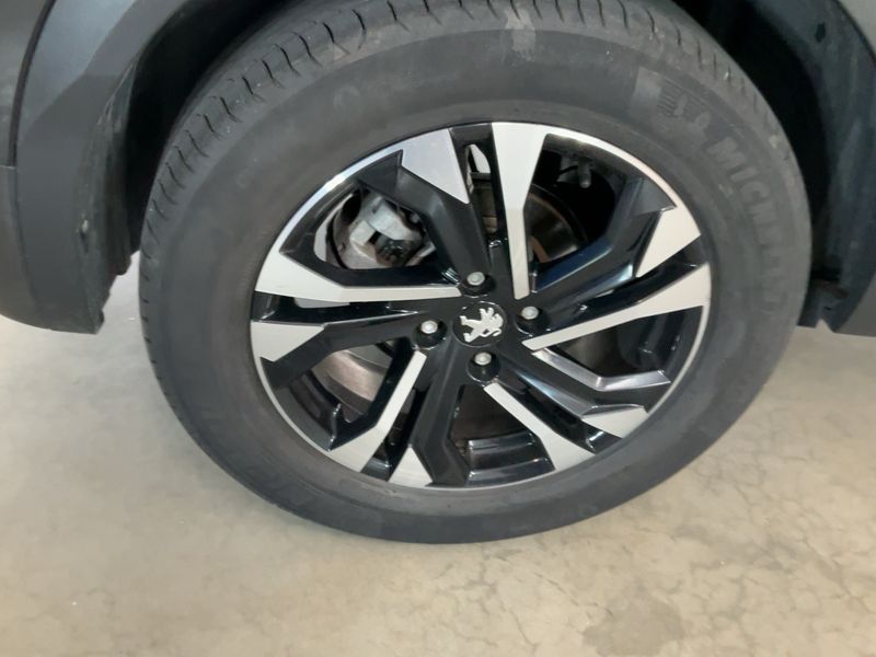 Peugeot 2008 1.2 PureTech Allure 2020 – снимка 9