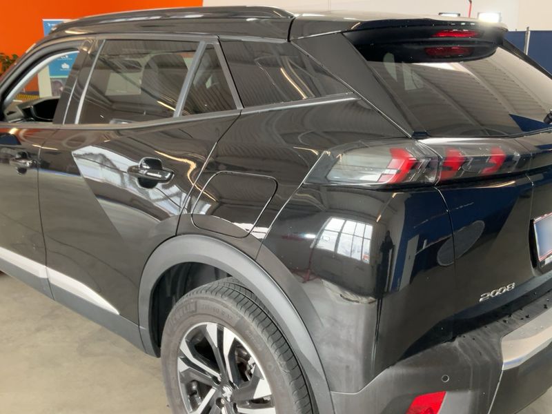 Peugeot 2008 1.2 PureTech Allure 2020 – снимка 6
