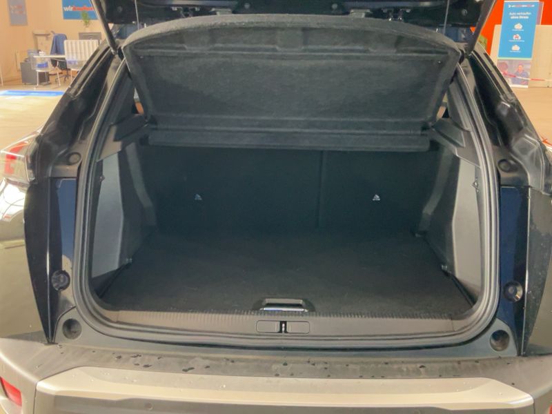 Peugeot 2008 1.2 PureTech Allure 2020 – снимка 15