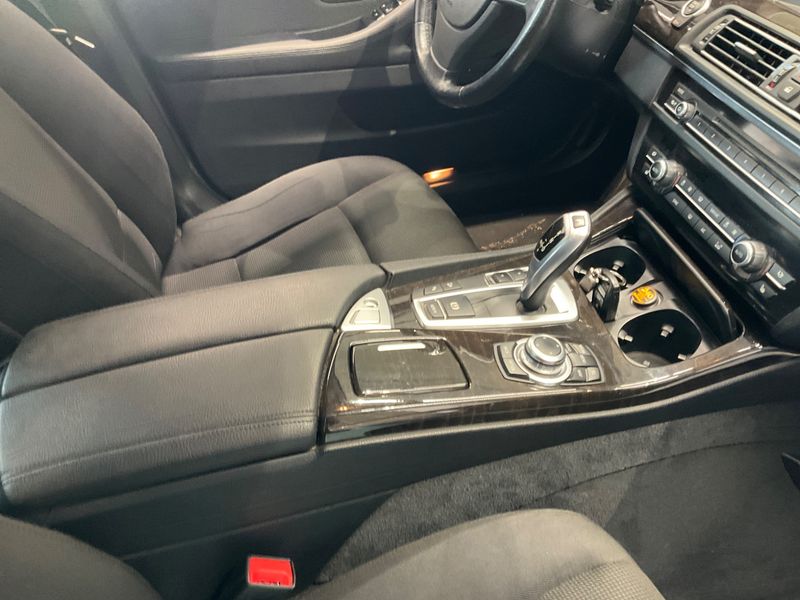 BMW 5er 535d xDrive 2014 – снимка 28