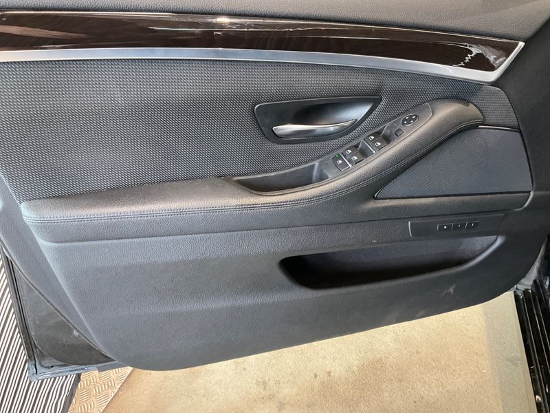 BMW 5er 535d xDrive 2014 – снимка 30