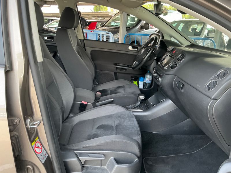 Volkswagen Golf VI Plus 1.6 TDI Sport 2009 – снимка 3