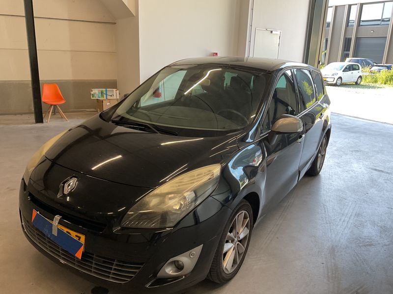 Renault Grand Scenic 1.4 TCe Exception 2010 – снимка 1