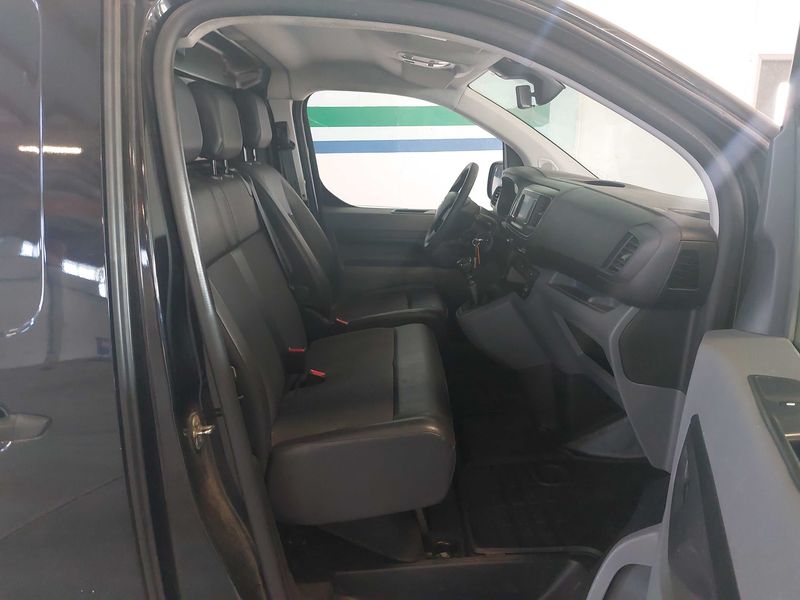 Citroen Jumpy 2.0 Blue-HDi Club M 2020 – снимка 10