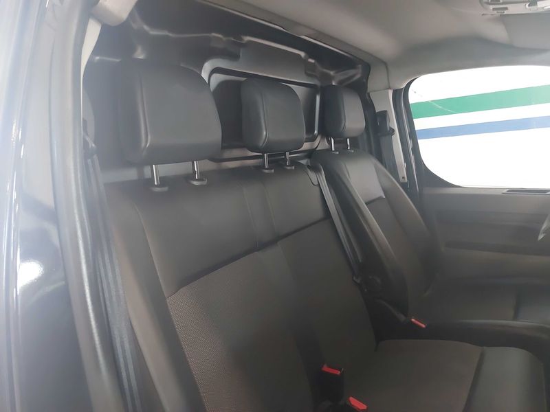 Citroen Jumpy 2.0 Blue-HDi Club M 2020 – снимка 13