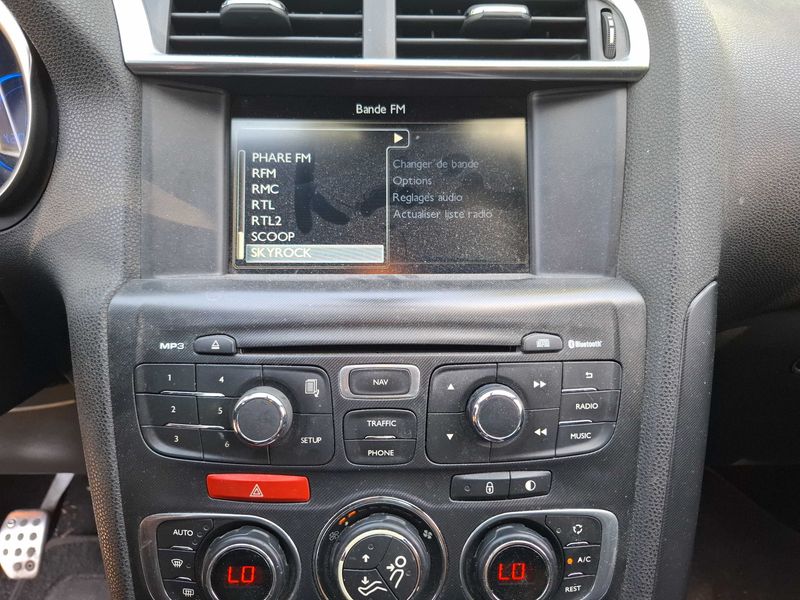Citroen DS4 1.6 e-HDi SoChic 2013 – снимка 30