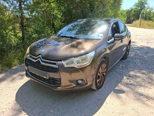 Citroen DS4 1.6 e-HDi SoChic 2013