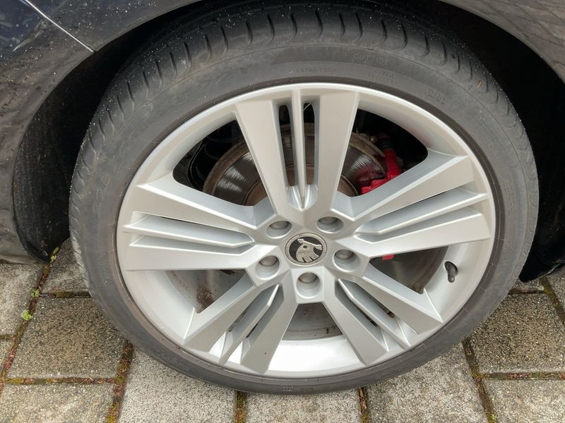 Skoda Octavia 2.0 TDI RS 2015 – снимка 9