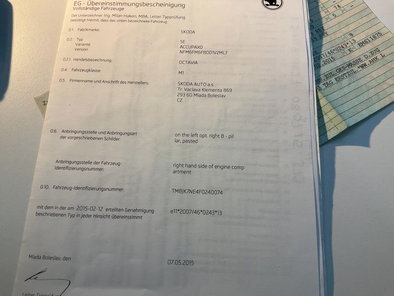 Skoda Octavia 2.0 TDI RS 2015 – снимка 21