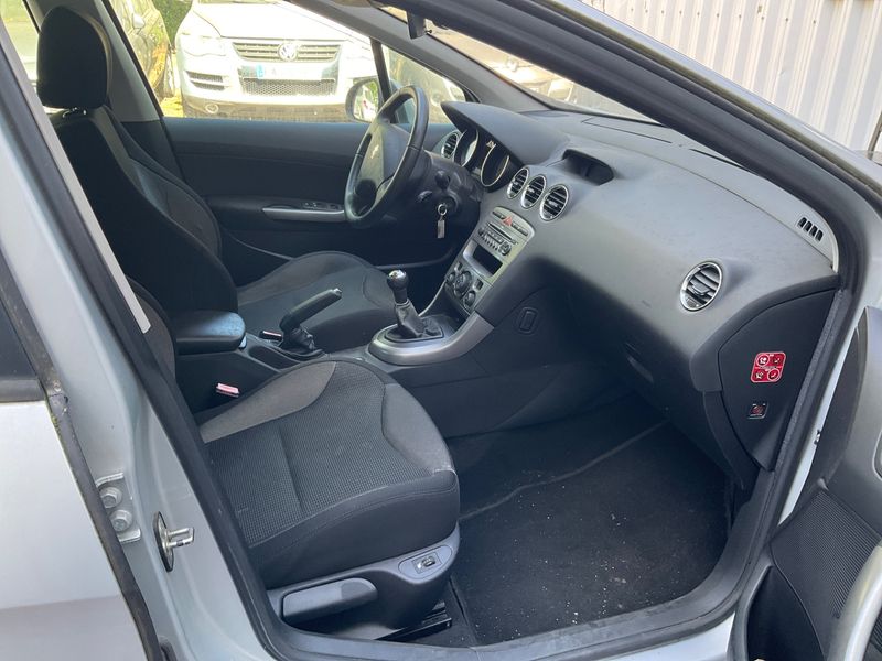 Peugeot 308 1.6 HDi Sport 2008 – снимка 3