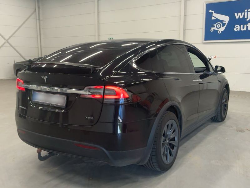 Tesla Model X 75D Dual 2018 – снимка 8