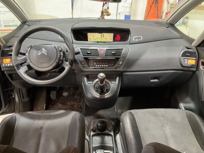 Citroen C4 Grand Picasso 1.6 HDi Cool 2010 – снимка 9