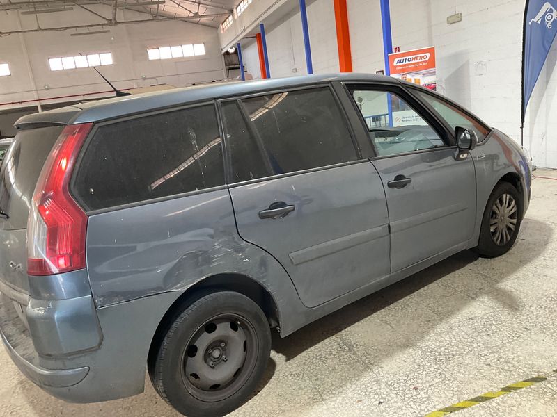 Citroen C4 Grand Picasso 1.6 HDi Cool 2010 – снимка 2