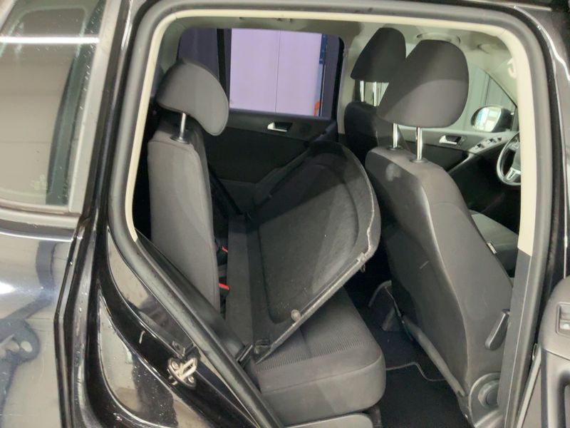 Volkswagen Tiguan 2.0 TDI Trend & Fun BlueMotion Tech 2015 – снимка 20