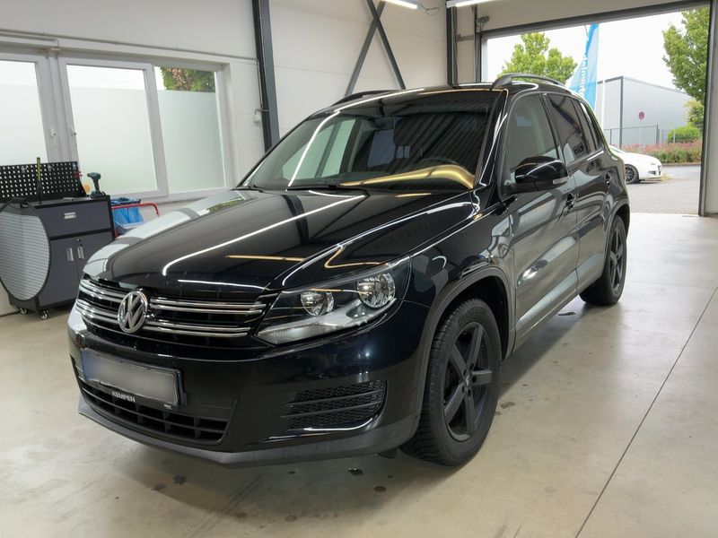 Volkswagen Tiguan 2.0 TDI Trend & Fun BlueMotion Tech 2015 – снимка 1