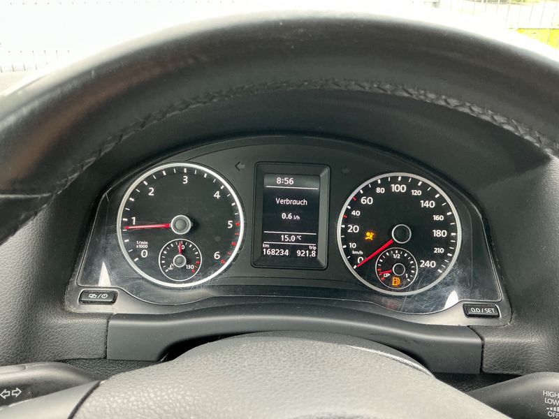 Volkswagen Tiguan 2.0 TDI Trend & Fun BlueMotion Tech 2015 – снимка 19