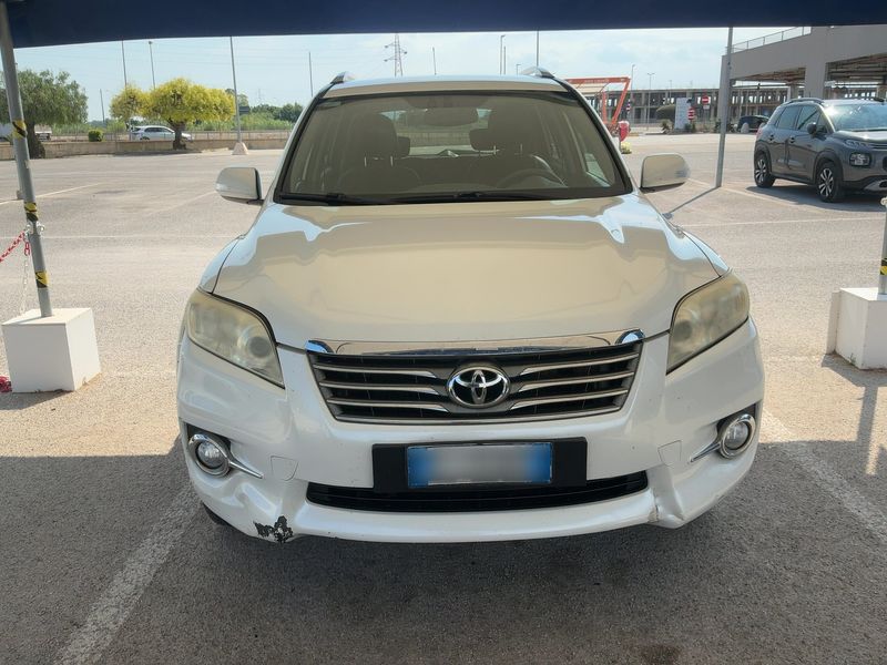 Toyota RAV 4 2.2 D-4D Crossover Exclusive 2012 – снимка 14