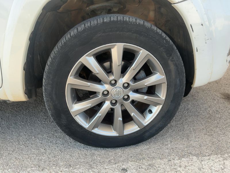 Toyota RAV 4 2.2 D-4D Crossover Exclusive 2012 – снимка 11