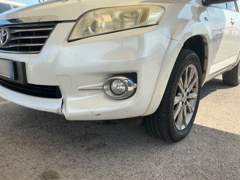 Toyota RAV 4 2.2 D-4D Crossover Exclusive 2012 – снимка 45