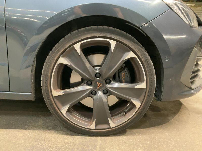 Cupra Leon 1.4 e-HYBRID VZ 2024 – снимка 11