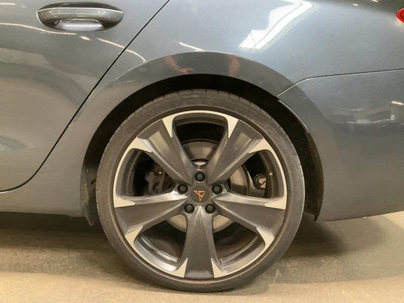 Cupra Leon 1.4 e-HYBRID VZ 2024 – снимка 5