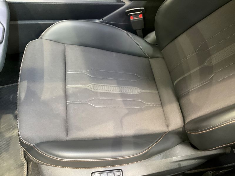 Cupra Leon 1.4 e-HYBRID VZ 2024 – снимка 21