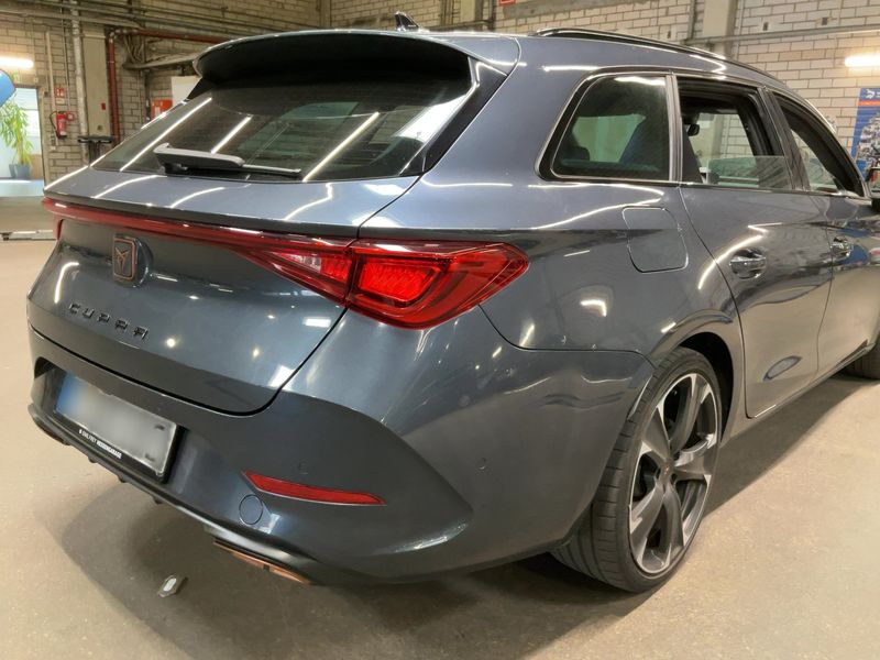 Cupra Leon 1.4 e-HYBRID VZ 2024 – снимка 8