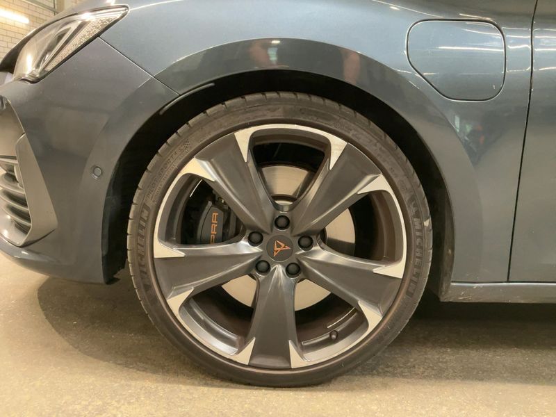 Cupra Leon 1.4 e-HYBRID VZ 2024 – снимка 3